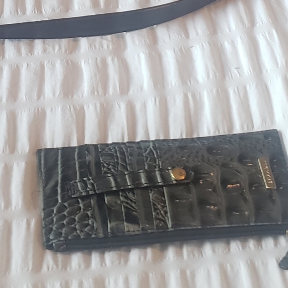 Bramin olive green bag with brown trim and credit card wallet. Near new - Picture 3 of 3